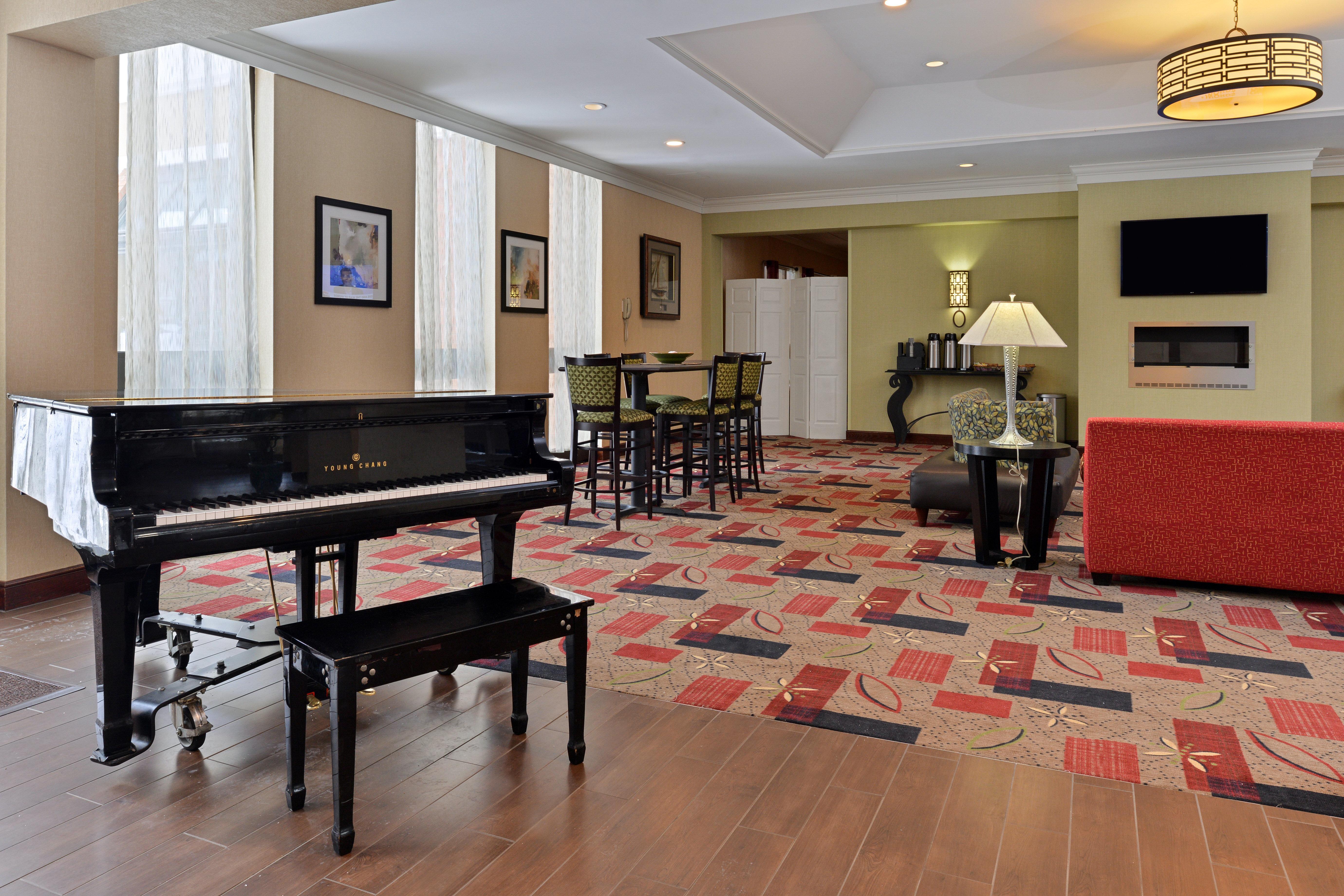 Holiday Inn New London By Ihg Ngoại thất bức ảnh